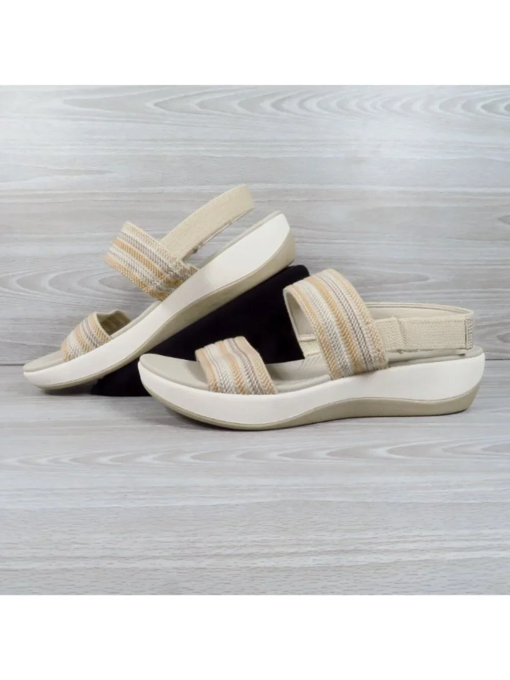 Clarks Arla Stroll Shoes Womens Size 9.5 Beige Combi Strappy Slingback Sandal